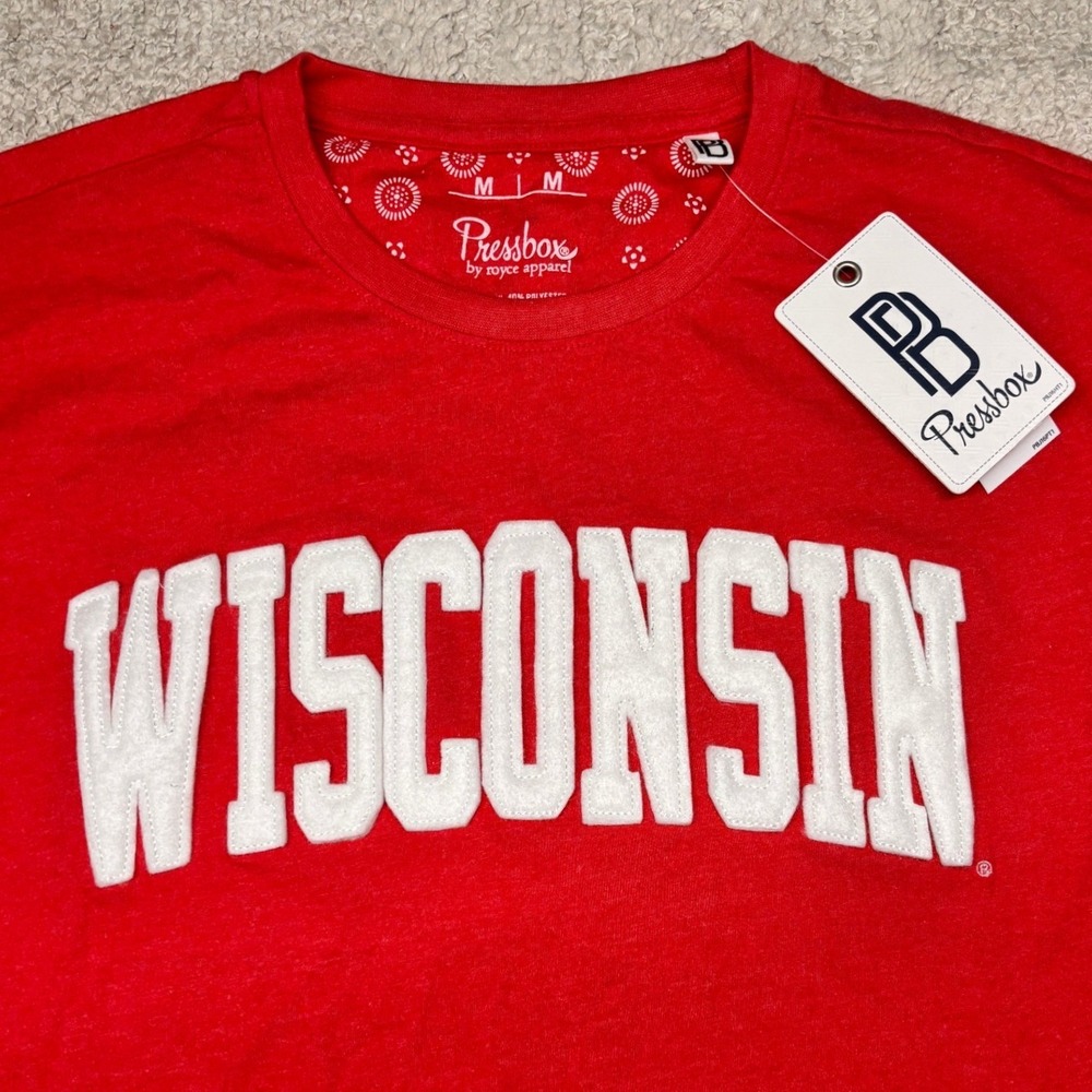 Pressbox Wisconsin Badgers T-Shirt Women M Red Long Sleeve Graphic NWT - Picture 4 of 10